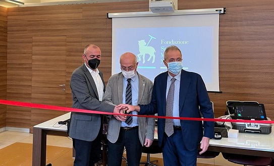 Nella foto Giancarlo Landini Lorenzo Pescini e Luigi Salvadori al momento del taglio del nastro