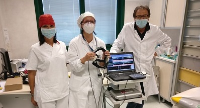 Nella foto dottor Leonello Guidi con l'attrezzatura donata 