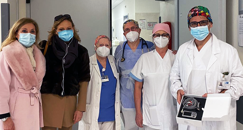 foto di gruppo donazione amici del pronto soccorso