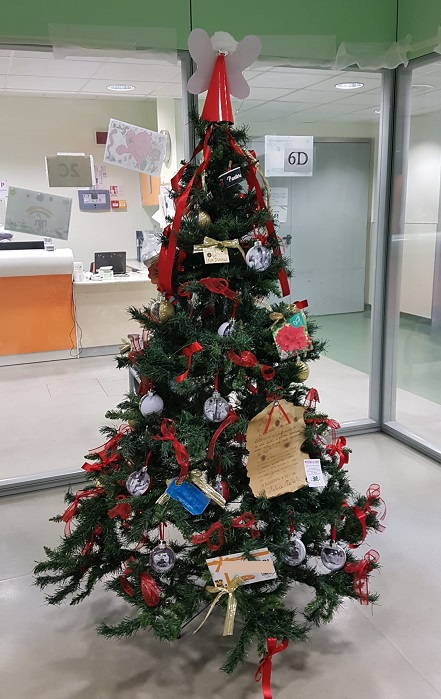 ALBERO NATALE Pronto soccorso pistoia