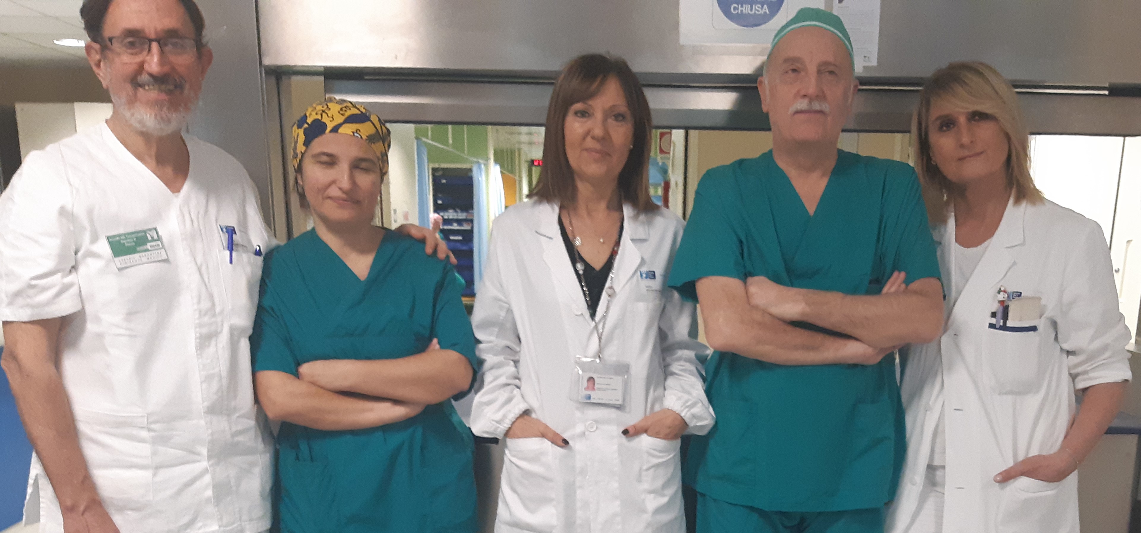 nella foto  Leandro Barontini, la coordinatrice della sala operatoria Tania Fioravanti , Di Renzo, Giannessi e Salvadori  nei giorni immediatamente precedenti l'avvento della pandemia